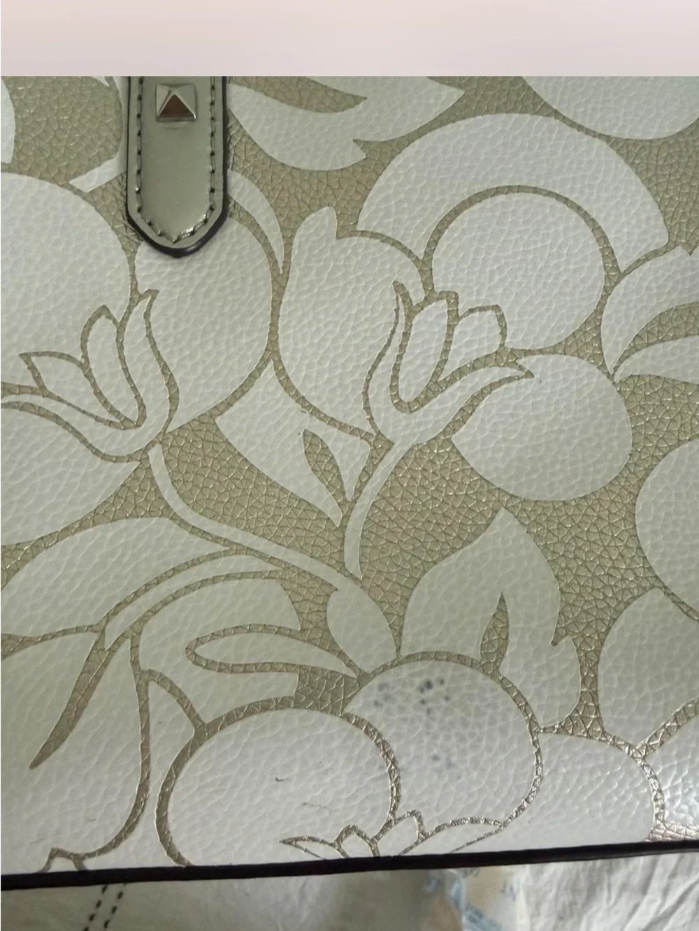 Kate Spade New York Larchmont Avenue Breezy Floral Evangelie Satchel.